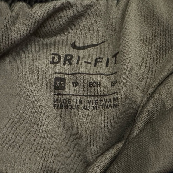 Nike Workout Shorts - Picture 2 of 2